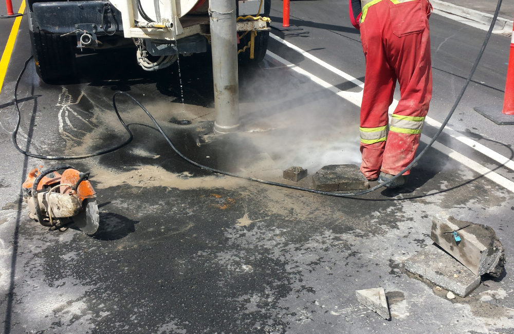 Non Destructive Vacuum Excavation 1